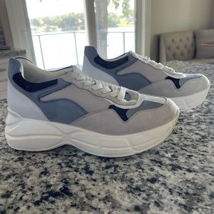 Steve Madden Sneakers